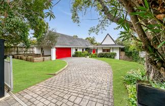 28 Mirrabooka Avenue, Botany Downs