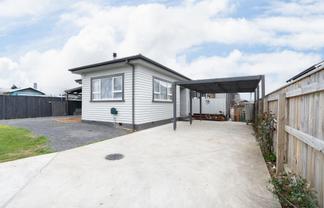 31 Queenwood Road, Levin