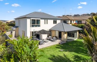 123 Grovenor Drive, Orewa