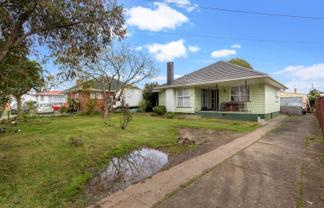 245 Robertson Road, Mangere East