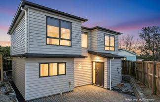 12a Kern Place, Manurewa