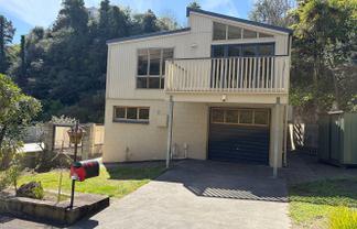 39A Burns Road, Hospital Hill