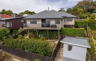 16 Stafford Avenue, Annesbrook