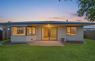 126a Cleghorn Street, Redwoodtown