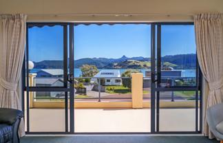 2 Triumph Dell, Pauanui