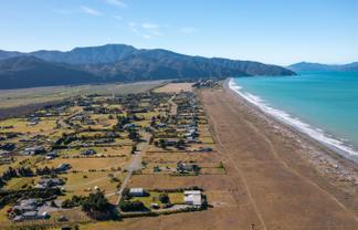 Lot 9 Bay End, Rarangi
