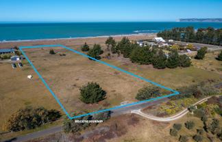 Lot 8 Bay End, Rarangi