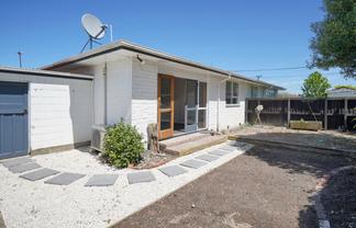 2/30 Trent Street, Linwood