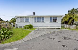 32B Seaview Road, Marfell