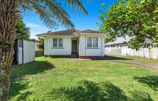 62 Waipani Road, Te Atatu Peninsula