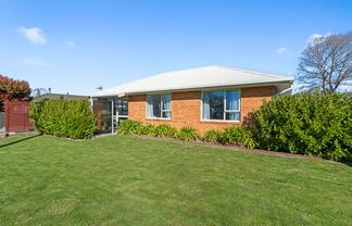 82 Moffat Drive, Lincoln