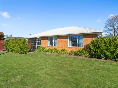 82 Moffat Drive, Lincoln