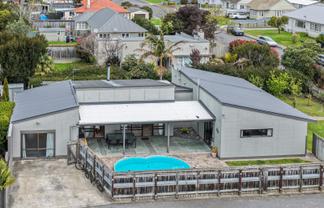 1013 Lane Street, Mahora