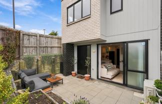 1 Tokai Place, Glen Eden