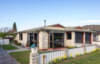 9 Bantry Street, Alexandra
