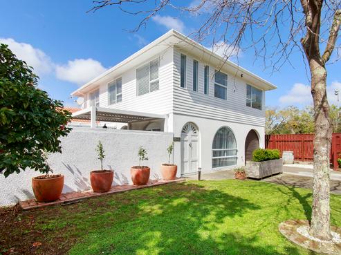 4 Mckeefry Grove, Tawa