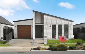 60 Overton Street, Rototuna North