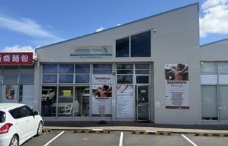 High profile retail with beauty fit-out
