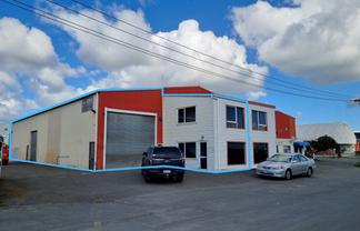 Industrial with Gantry in Te Rapa