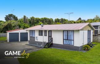 11 Shifnal Drive, Manurewa
