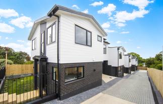 70C Golf Road, New Lynn