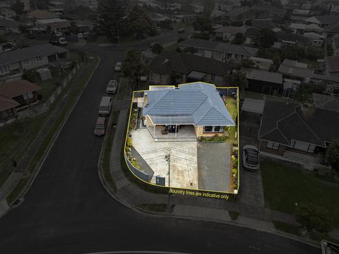 7 Buckingham Crescent, Manukau
