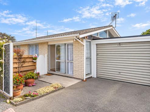 2/17 Sandra Street, South New Brighton