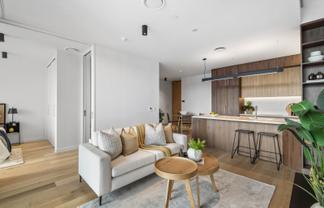 2/423-427 Beach Road, Mairangi Bay