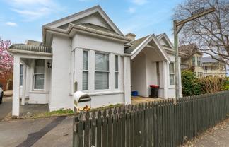 Room 2/1036 George Street, North Dunedin