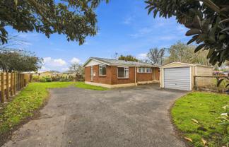 16 Bond Street, Huntly