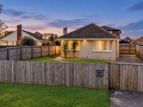 37 Hallberry Road, Mangere East