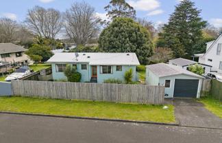 28 Chrisarda Place, Red Hill