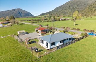 1566 Lake Brunner Road, Inchbonnie