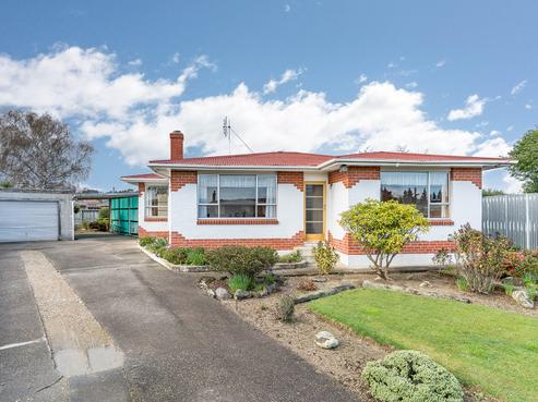 5 Peat Place, Mosgiel