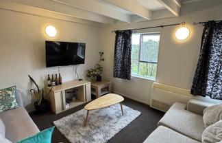 16B Chartwell Drive, Crofton Downs
