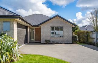10 Railway Terrace, Templeton