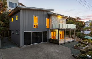 18 Poynters Crescent, Stepneyville