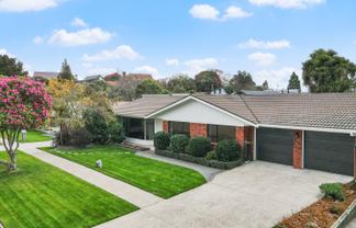 5 Gwendoline Street, Glenholme