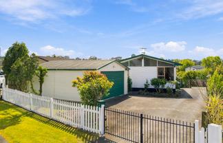 5 Vanden Place, Henderson