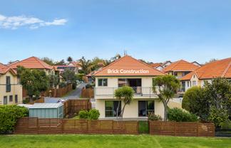 20 Parkwood Crescent, Gulf Harbour