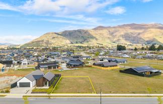 49 Doug Ledgerwood Drive, Wanaka