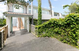 1d/221 Sunset Road, Sunnynook