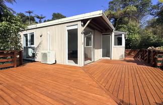 7 Weenink Road, Karoro