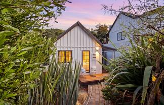 69 Oxford Street, Lyttelton