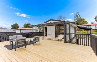 2/74 Parrs Cross Road, Henderson
