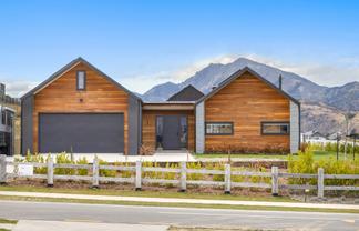 2 Carrickmore Crescent, Wanaka