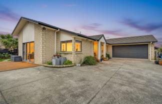 50 Paul Street, Pukehangi