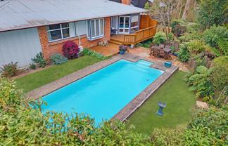 17 Byron Street, Leamington