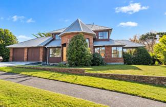 2 Eclipse Lane, Whitby