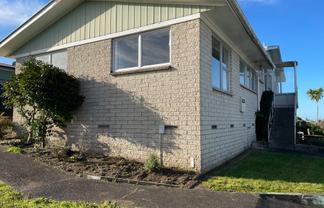 15 Beaumaris Place, Dinsdale